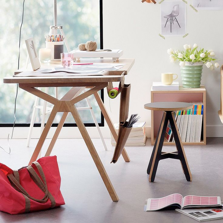 Yazı masalarına yer açın