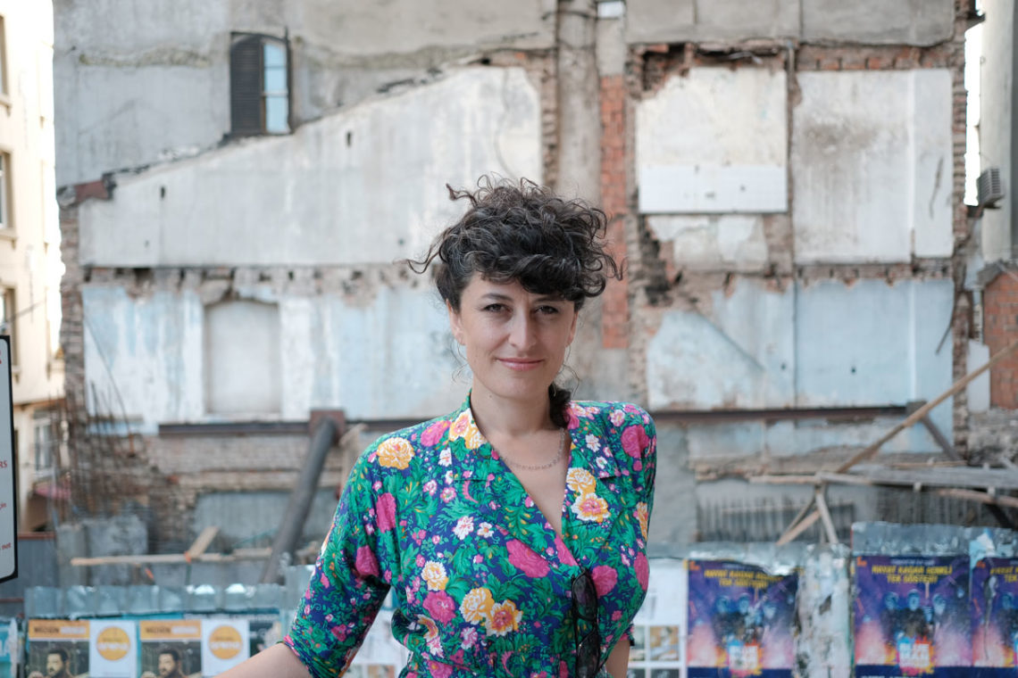 Güçlü çiçekler yeşerten kadın: Burçak Bingöl