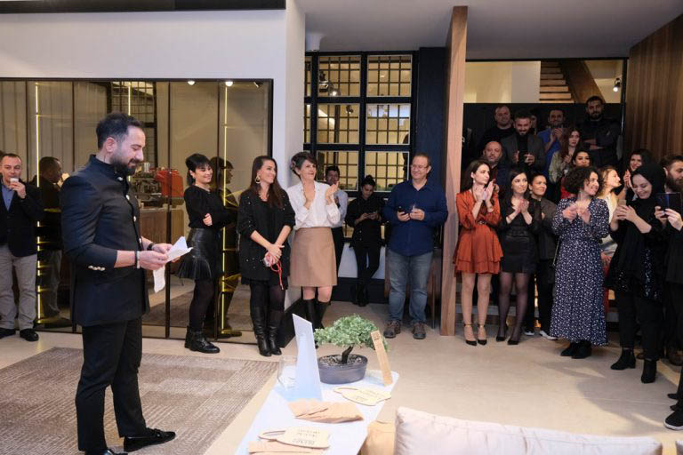 Sektöre yön veren isimleri, Loda Mobilya Live&amp;Feel